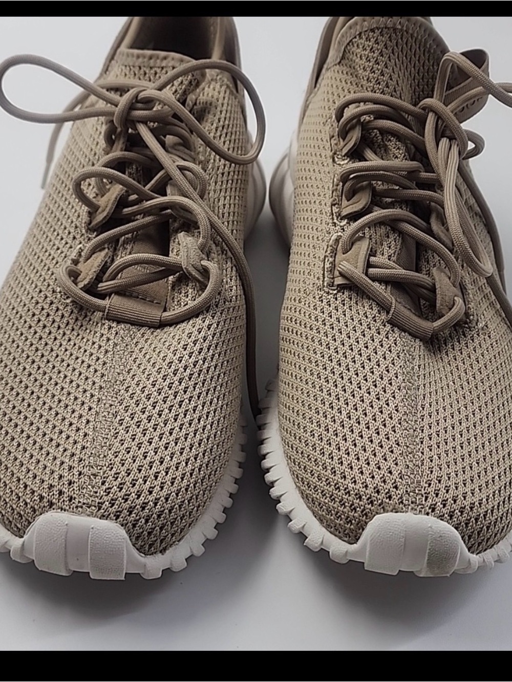 adidas Men's Taupe Knit Sneakers with White Sole size 10 - Picture 3 of 7